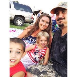 Meet your Posher, Marquea